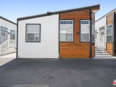 8250 Lankershim Blvd #73