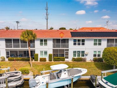208 Cape Coral Pkwy E
