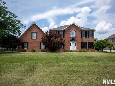 1100 Hillcrest Dr