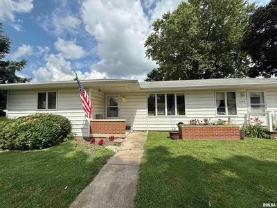 208 S 2nd St