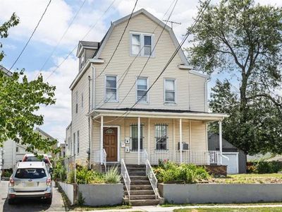162 Forest Ave