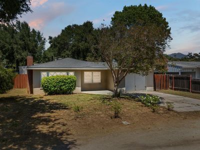 1133 Forest Ave