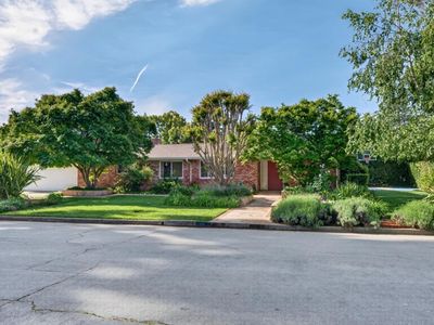 198 Pine Ln