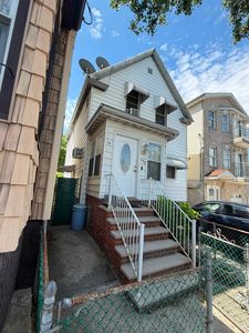 155 Leonard St