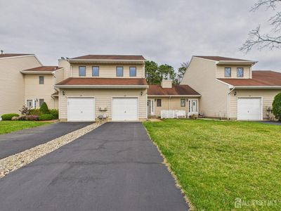 27 S Sailors Quay Dr