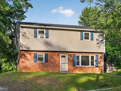 1310 Alberta Dr