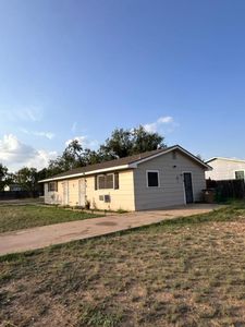 2502 Pecan St