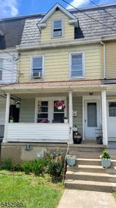 272 Lincoln St