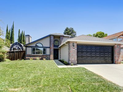 1514 Blue Ln
