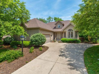 2039 Waters Edge Dr