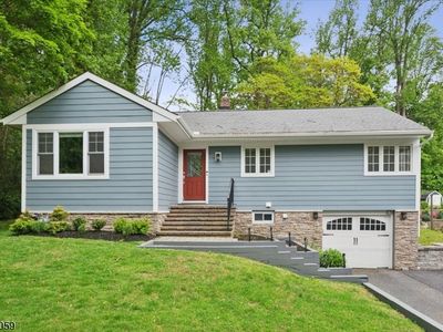 47 W Lake Blvd