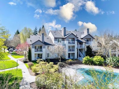 12303 Harbour Pointe Boulevard