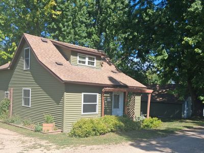 410 W Pleasant Ave