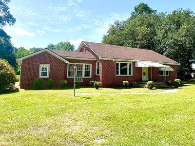 1355 Ellisville Blvd