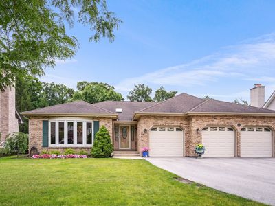 142 Elizabeth Ct