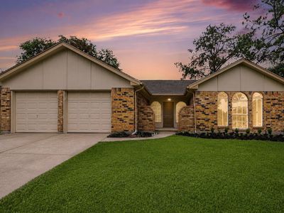 Property at 3810 Clover Dr, Alvin, TX