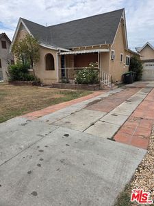 855 Palm Dr