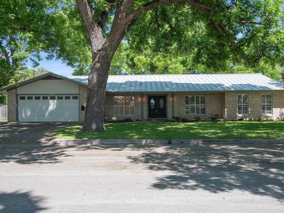21 Larkwood Ln