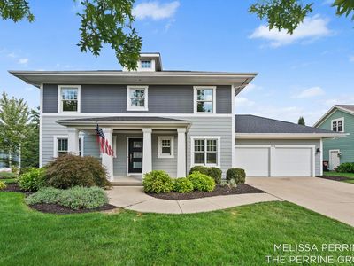 384 Saddleback Dr NE