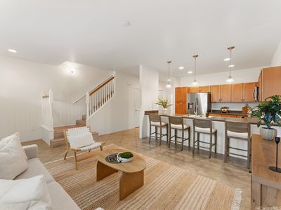 1155 Kakala St APT 206
