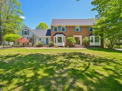 6 Windsor Ct