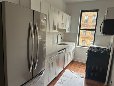 313-23 Brightwater Ct