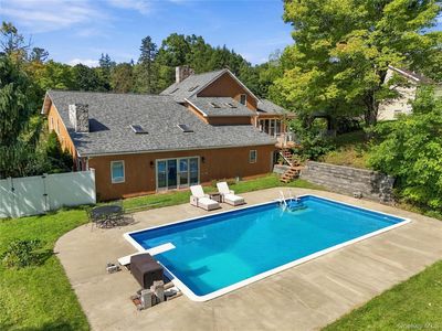 2 Stanton Drive