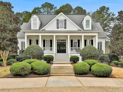 605 Saint Charles Pl