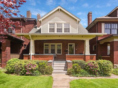 1231 Lancaster Ave