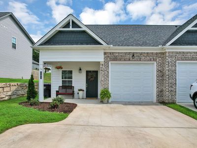 141 NE Bellingham Cv