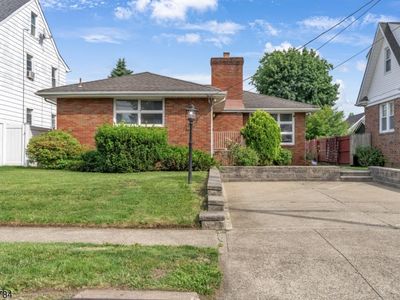 150 Crosby Ave