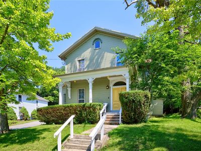 135 E Main St