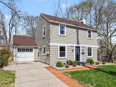 704 Whites Rd