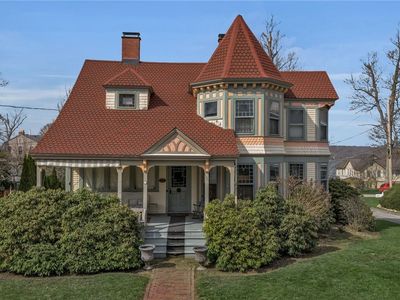 50 W Terrace Ave