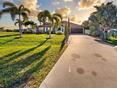 527 NW 27th Ave