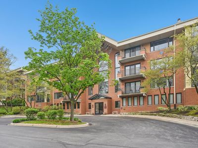 3525 S Cass Ct UNIT 302