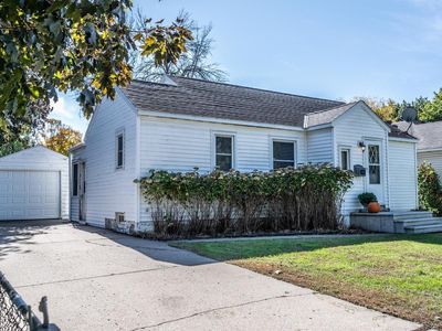 704 Elm St