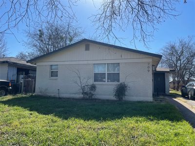 707 E North 12th St