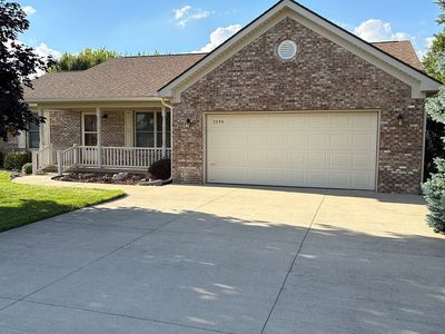 2096 W Willow Ln