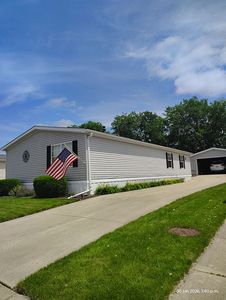 Property at 1018 S 11th St, Dekalb, IL