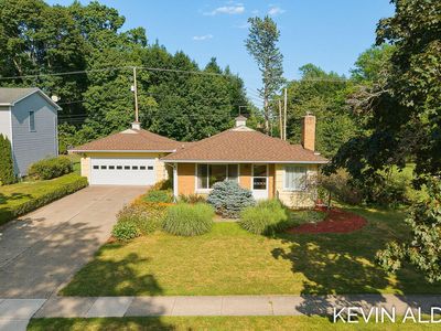 627 Hall Blvd