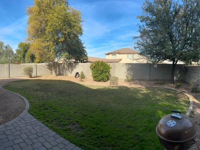 4552 E County Down Dr