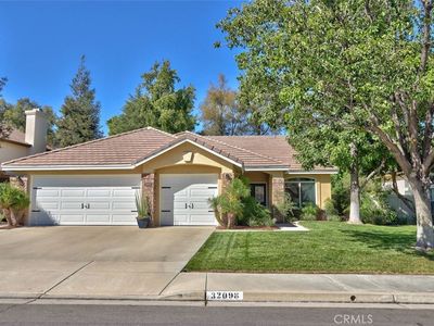 32098 Camino Seneco