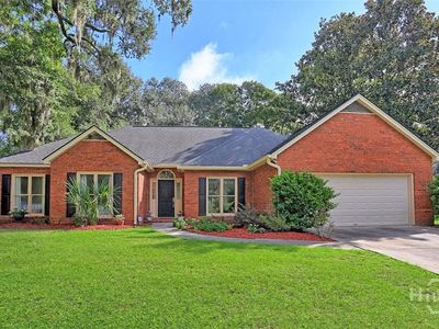 105 Farringdon Circle