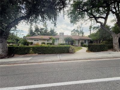 1705 N Santa Anita Ave