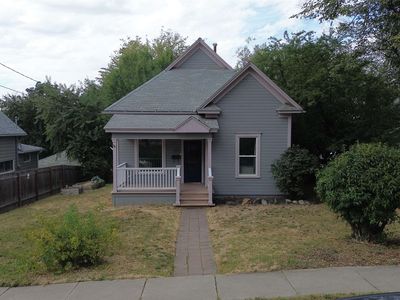 1013 Logan St