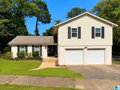 409 Firestone Dr E