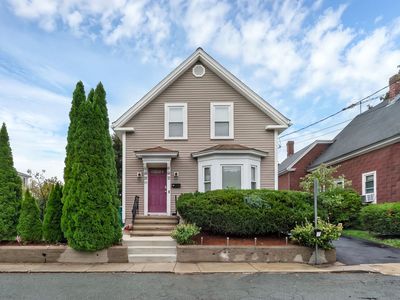 25 Fuller Pl