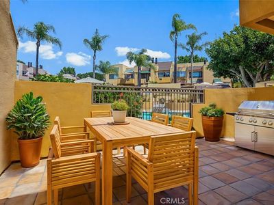 25712 Le Parc UNIT 93