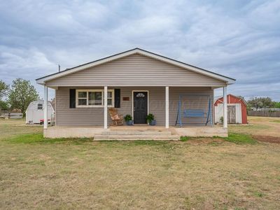 Property at 611 Chester Ave, Panhandle, TX